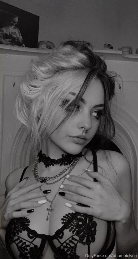 Im still obsessed with this lingerie set tips of 5 10 extra photos 