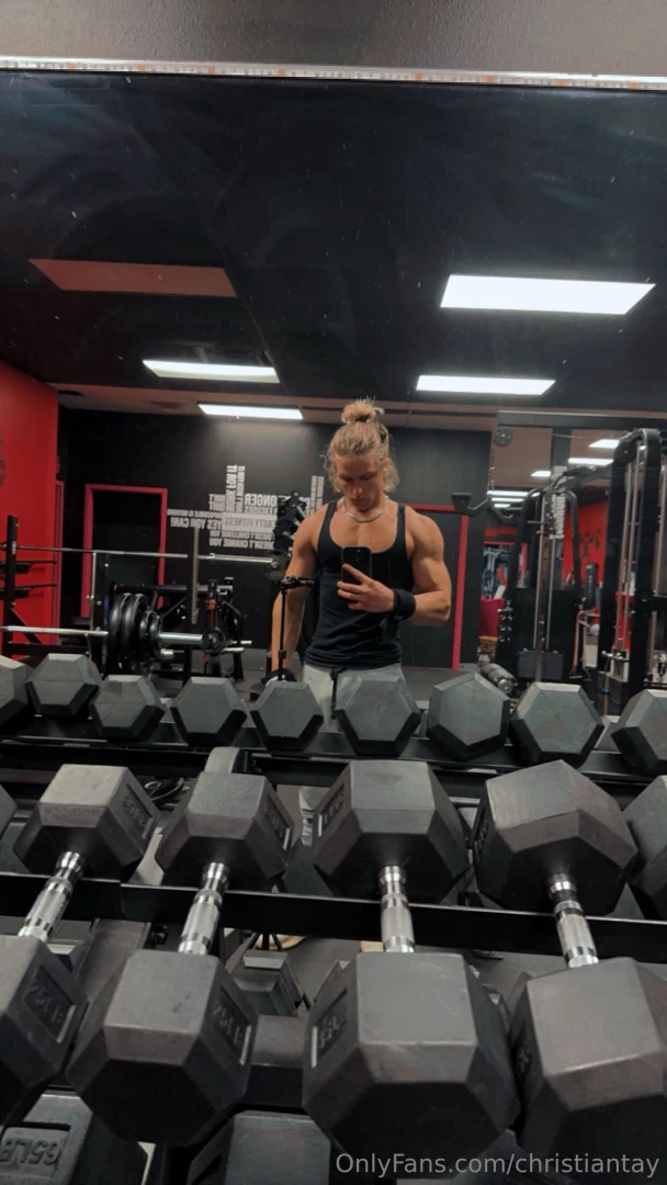 Who wants to be entertained tonight 