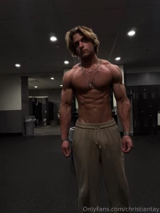 Need someone to come keep me company