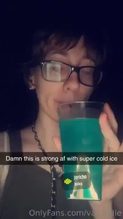 Went out to the movies amp decided to get a lil tipsyy tip towards my 