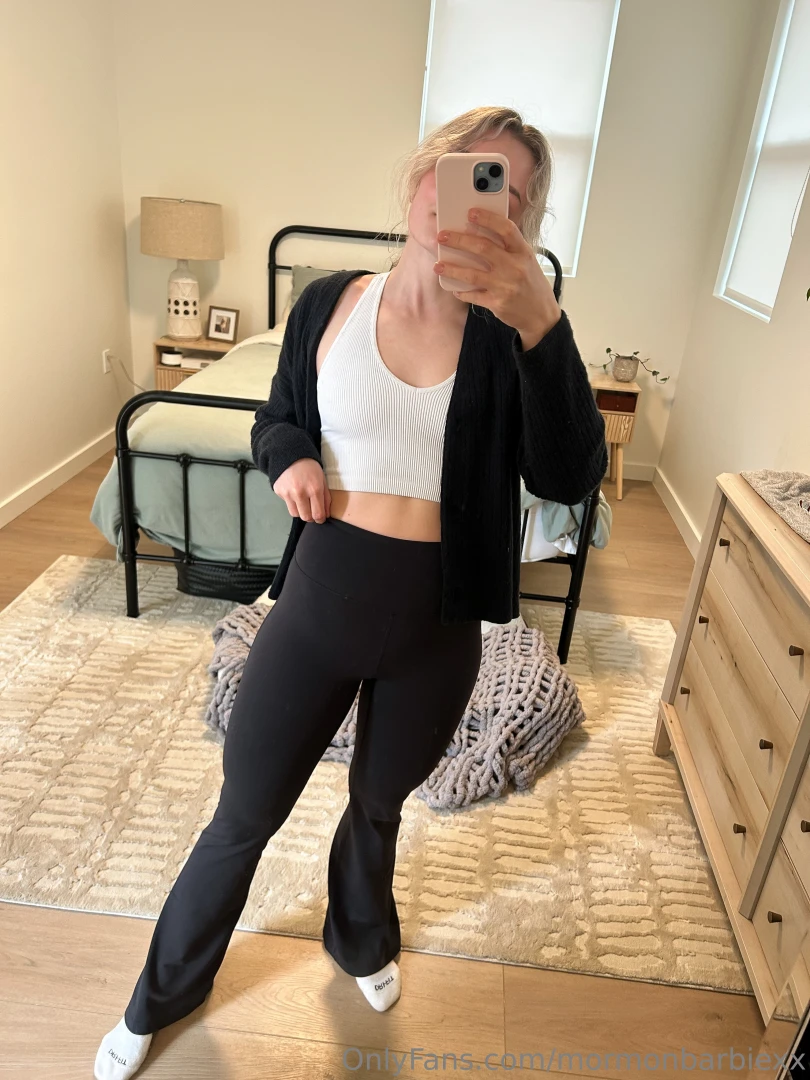 Airport attire part 1 