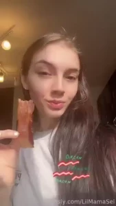 Bacon flavored kisses for my fans hehe if your a fan of south park i