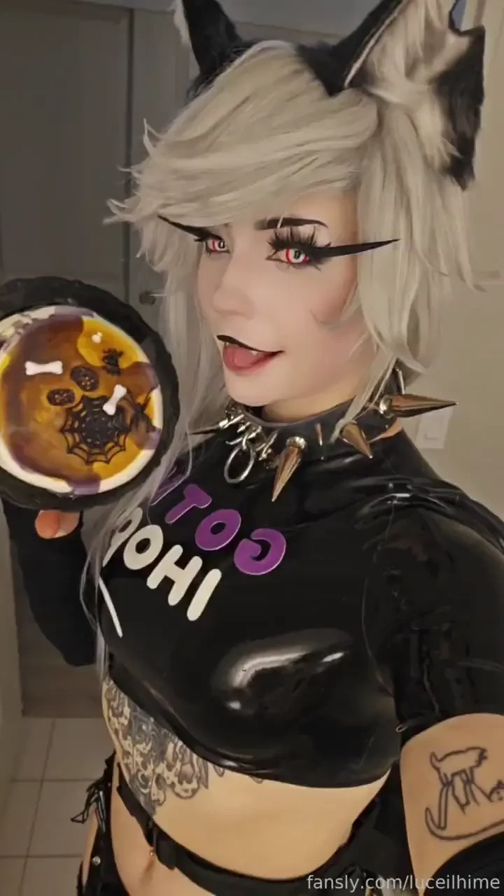 Lil loonie moment peep my tail wag fyp helluvabossloona helluvaboss 