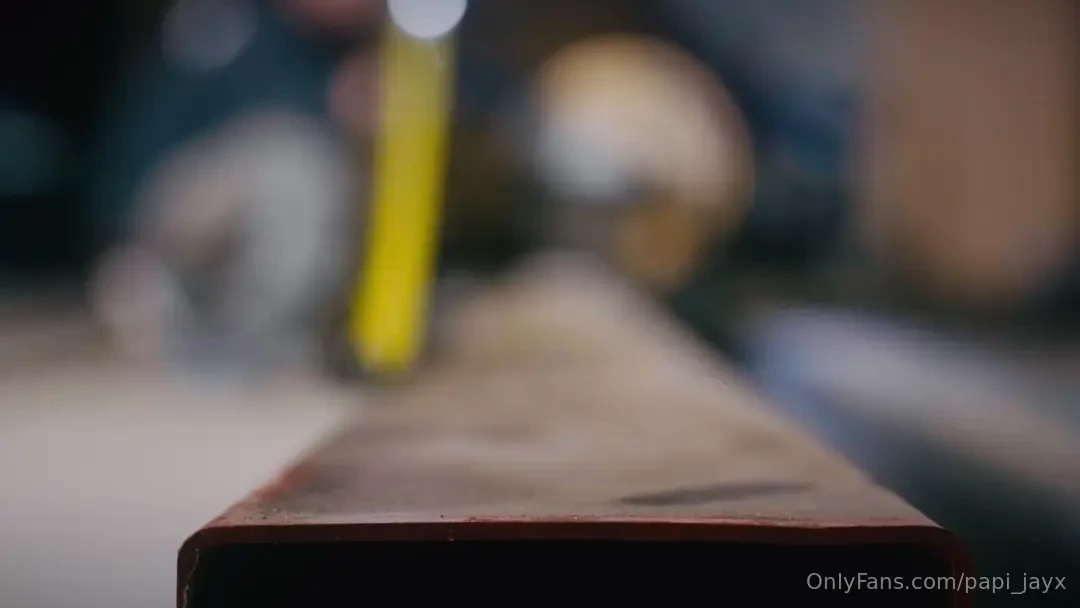 Wrong cut it again scotty boi just kiddinggg scotty never makes 