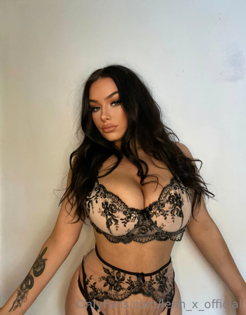 Lil bit crazy but in the bedroom never lazy 