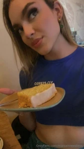 Hmm thinking of what food should i eat today part 2