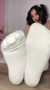 Cute white socks and oily feet tease i edge you and count down at the