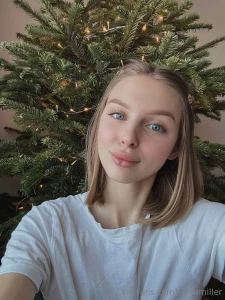 Today s mission turn my living room into a christmas wonderland my