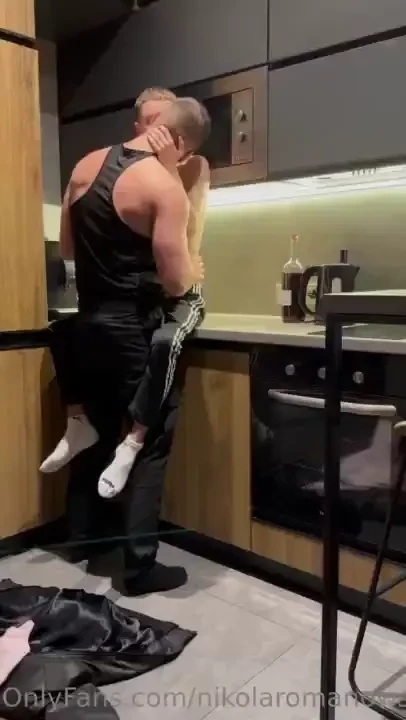 Full kissing mggdima 