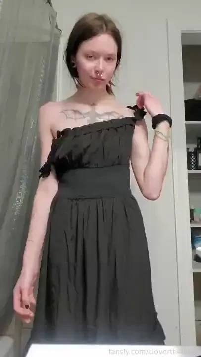 Toes smoothie selfies strip 