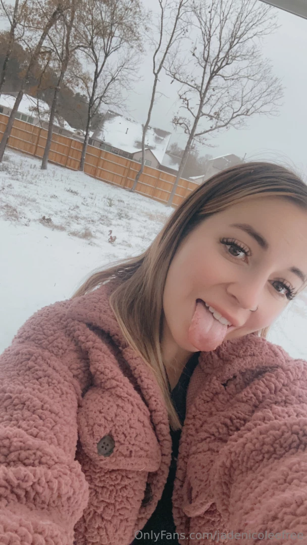 You going to keep my warm in the snow fuck me close 