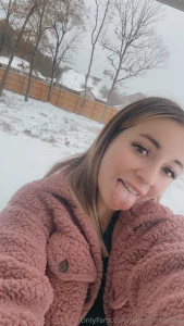 You going to keep my warm in the snow fuck me close