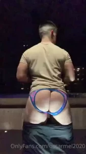Ass moving