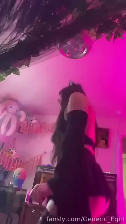 Lil behind the scenes videos of me making tiktoks reallyyyy good shots part 4 