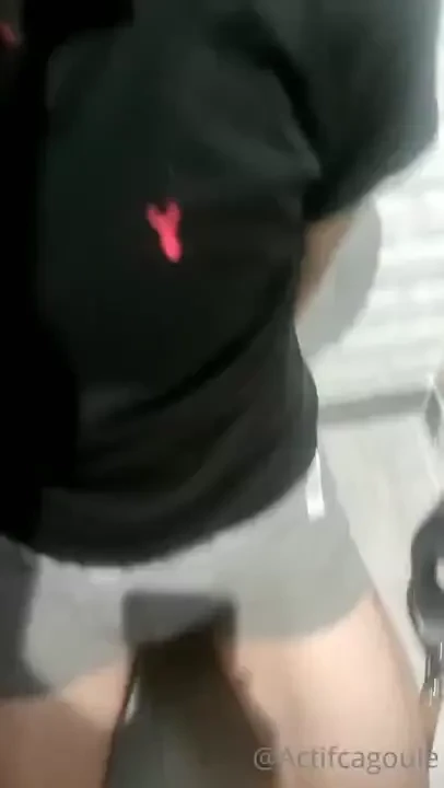 Rencontre avec un pompeur parisien tr s chaud fucking a famous twitter 