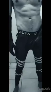 Hey guys i ve tried a new hood on this one gives me venom or sex alien