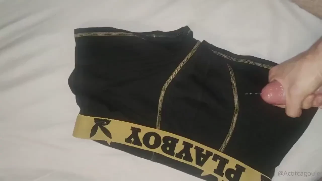 Can t stop jerking off love wearing cummy underwear jkiff souiller mes 