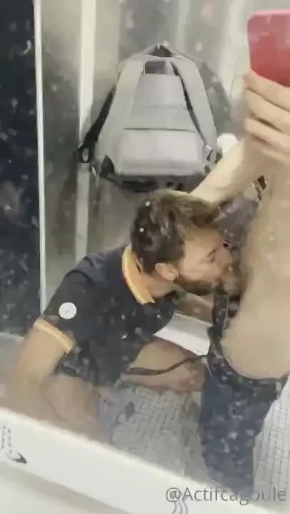 Deepthroating this guy s throat in a public restroom jonnyhole je 