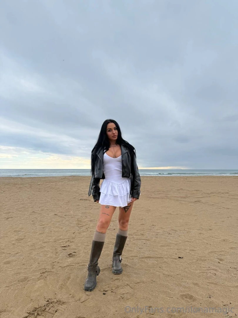 Standing by the water and feeling your thoughts clear and your soul part 1 