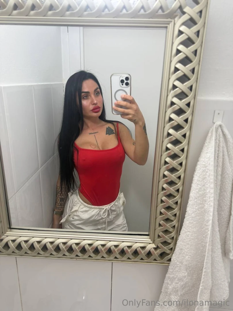 The outfit is there the mood is there all that s left to do is choose 