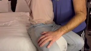 What a big pretty leaky dick to service and such a sweet guy