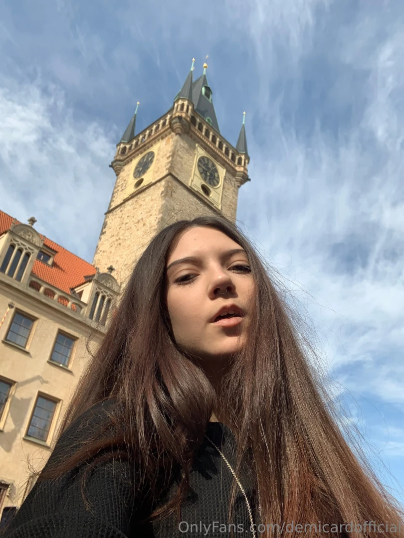 Some beautiful photos for your feed 