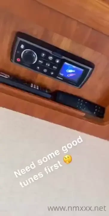 Come hang out with me while i clean my shower these are from my part 6 