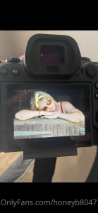 On a shoot again today gotta take some out takes lol part 1