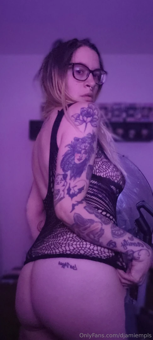 Happy wagon wednesday have you tipped me yet 