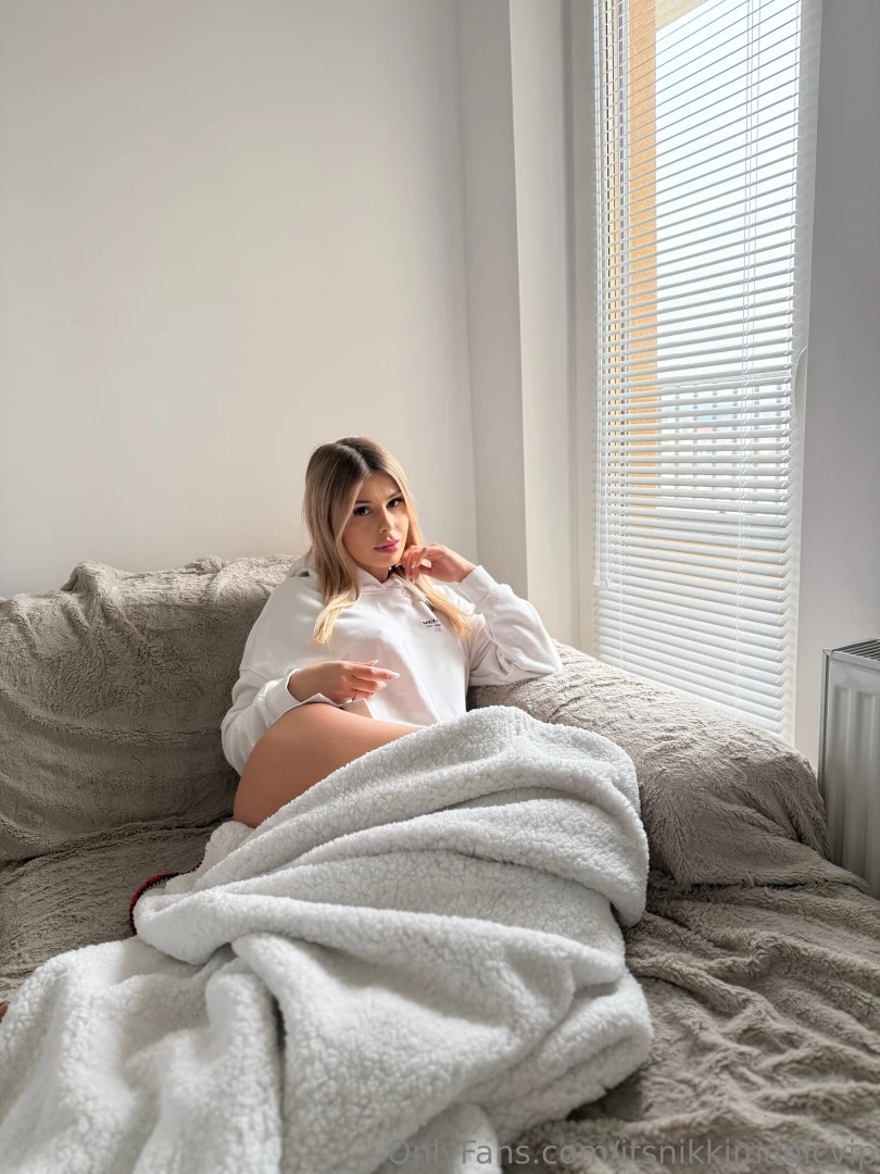 It s cozy under here want to join part 4 