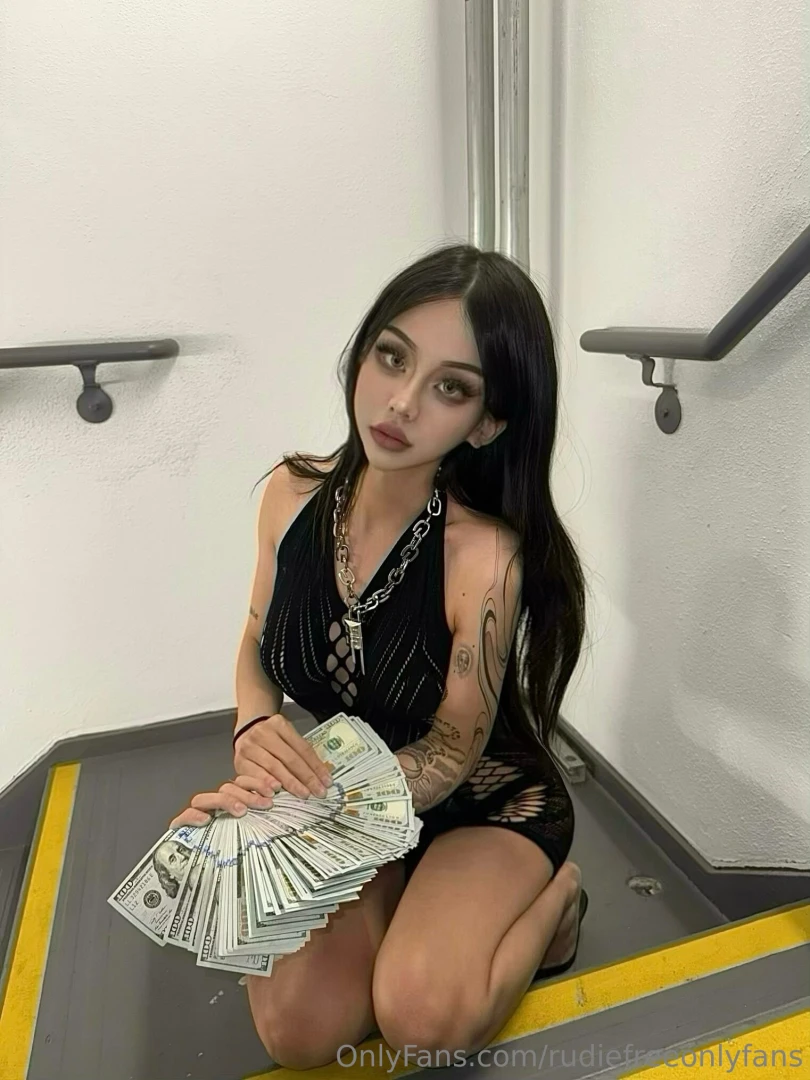 More videos https onlyfans com trannyrudie 