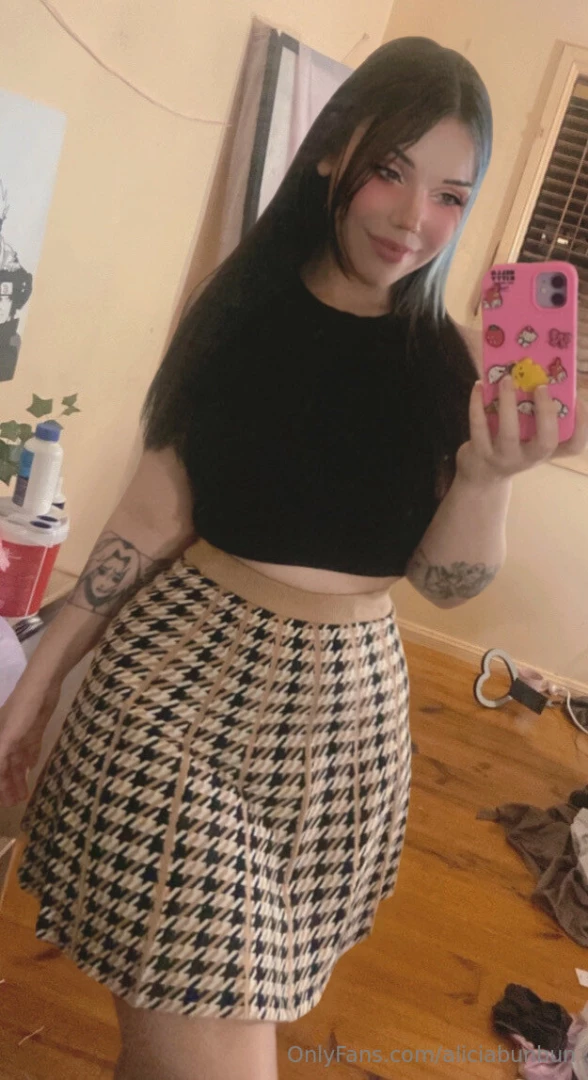 Haiii i have sm messaged to catch up on so don t worry if i haven t 