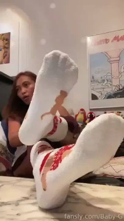 This is for y all if you want a custom hit me up on my whatsapp inbox 