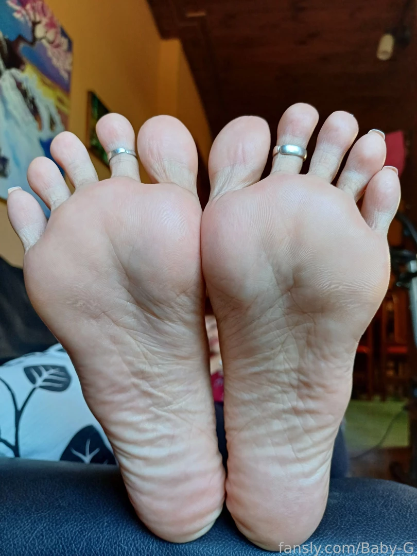 Pt 4 pedicure shots pedicure prettytoes longtoenails largenailbeds part 2 