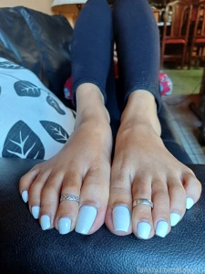 Pt 4 pedicure shots pedicure prettytoes longtoenails largenailbeds part 8