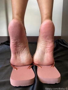 Just got my flip flops from havaianas enjoy flipflops footfetish part 2