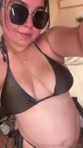 Hey babes i m on vacation until sept 9 here s a few pics of me now i part 6