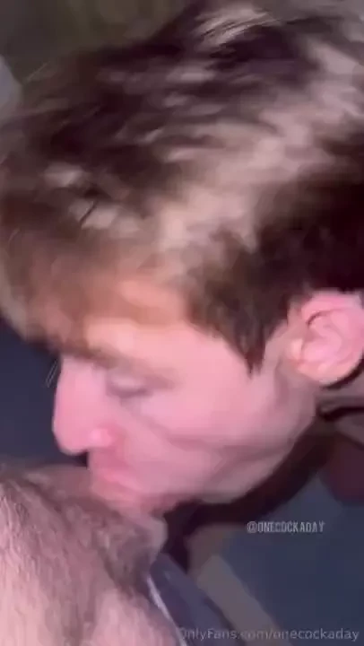 D fonc par une grosse teub 