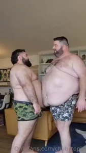 Rubbing bellies with a hottie