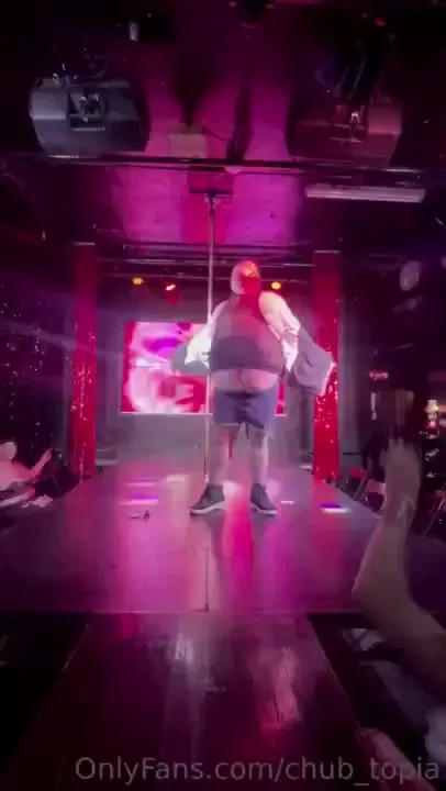 Dancing at massivepole at precinct in dtla 