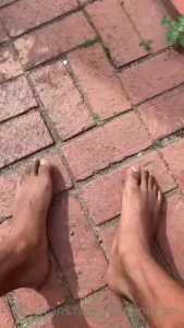 Yall like feet
