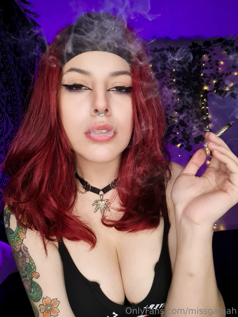 420 time https onlyfans com missganjahvip 