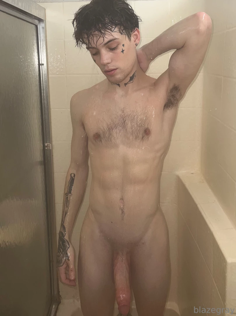 Merry christmas guys sorry i was extremely inactive this year i will 