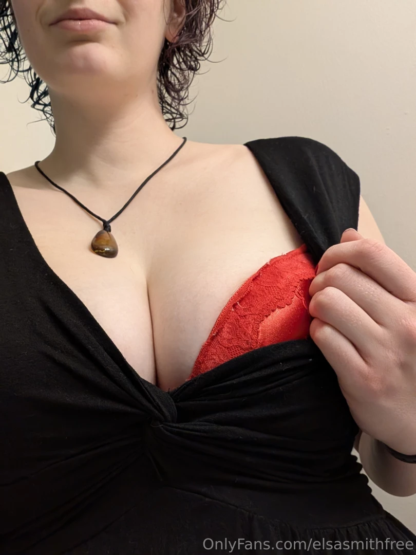 Titty flash want to see everything come here https onlyfans com 