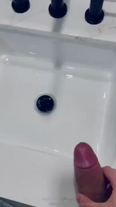 Crees que desperdicie leche y que estar a mejor en tu culo 