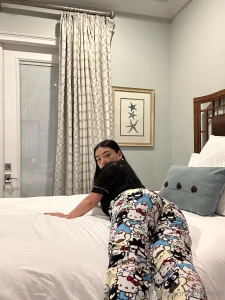 Im litteraly the queen of mindless doomscrolling