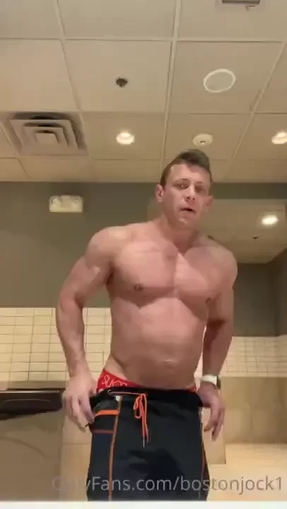 Gym flexing video dump here s what i do when there s no one around in part 4 