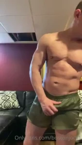 A little unedited flexing and jerking fun small load cause it was the