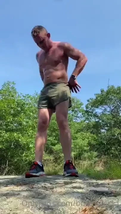 Another run hike in the woods today trying to keep my mind body part 1 