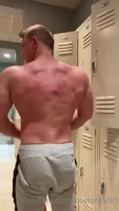 Got caught again i miss my old gym where i could jerk off in a public